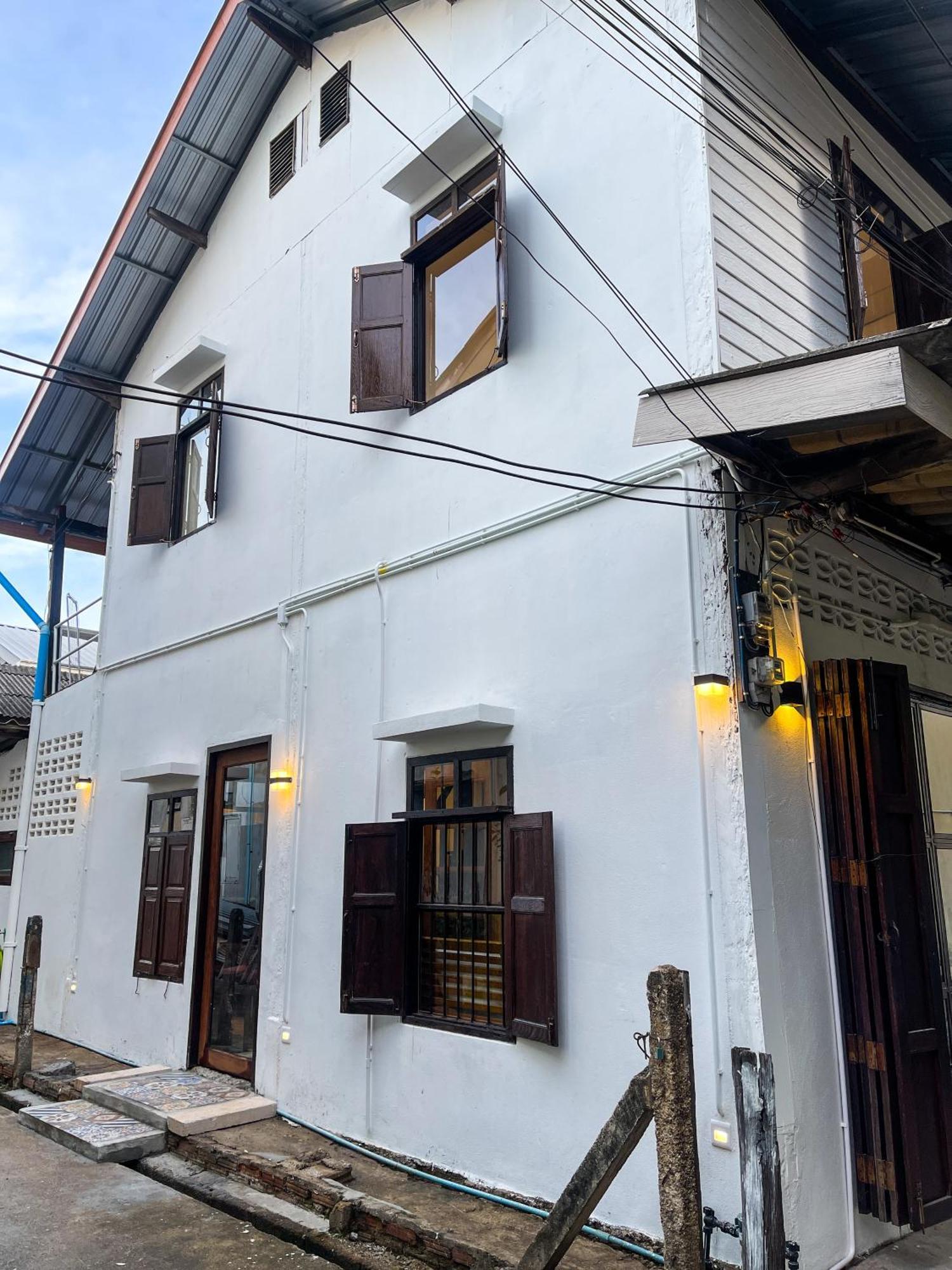 Albergue The Ordinary 8 Surat Thani Exterior foto